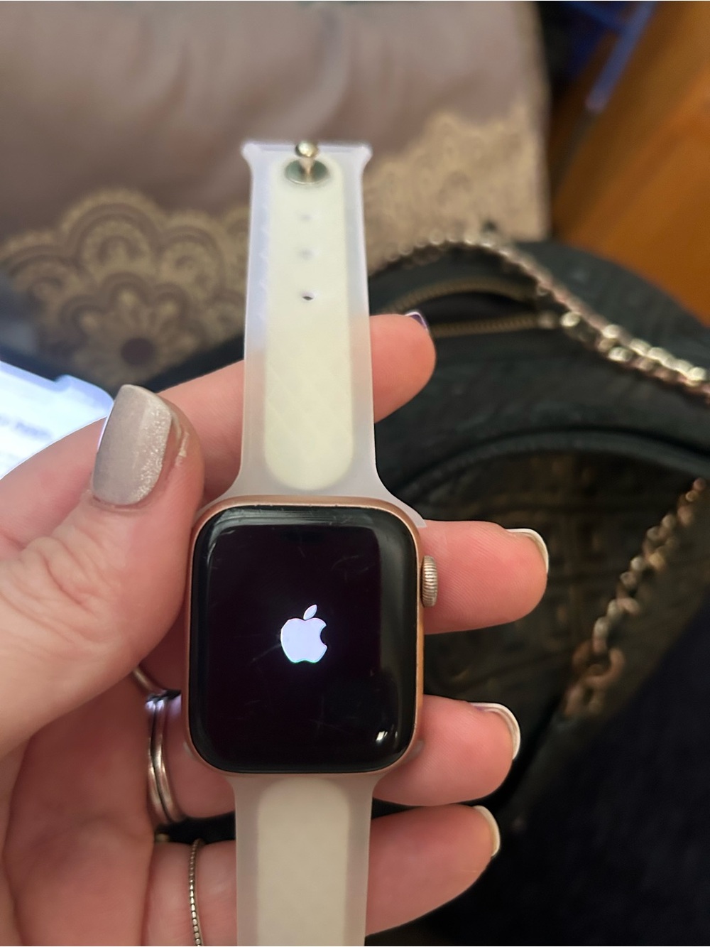 Apple Watch Rose Gold Case with White Silicone Band